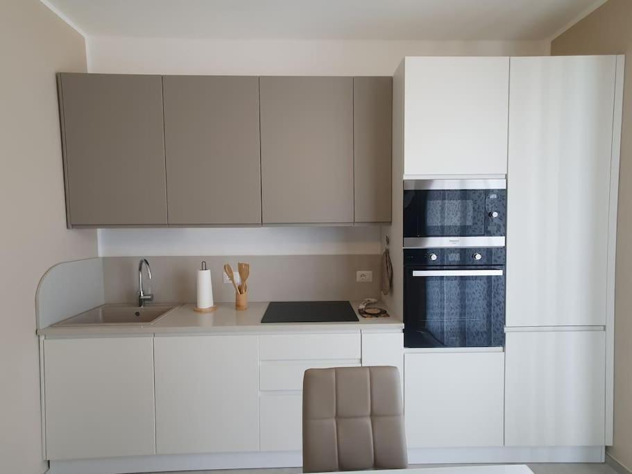 Appartement Lecci Al Mare à San Vincenzo Extérieur photo